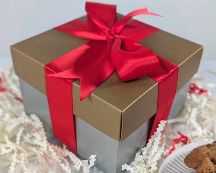 Holiday gift box